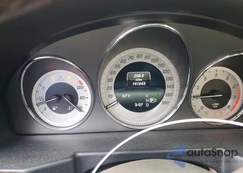 2015 Mercedes-Benz Glk 350 z USA, uszkodzony, nr VIN WDCGG5HB7FG411838